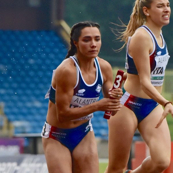 BHM 9193 600x600 - GIA IN AZZURRO!