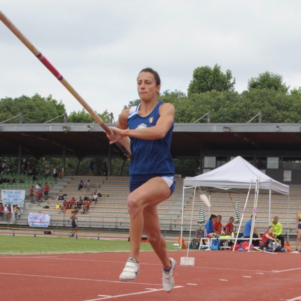 FRZ 3349 600x600 - MEETING A NEMBRO