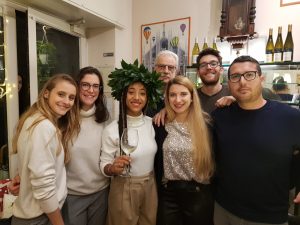 Annalisa laureata 300x225 - Annalisa laureata