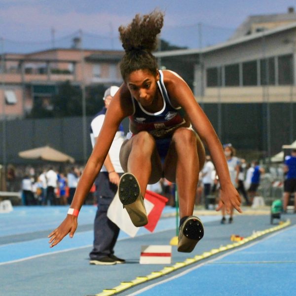GRO 8706 600x600 - SABRINA RIPARTE DA ANCONA