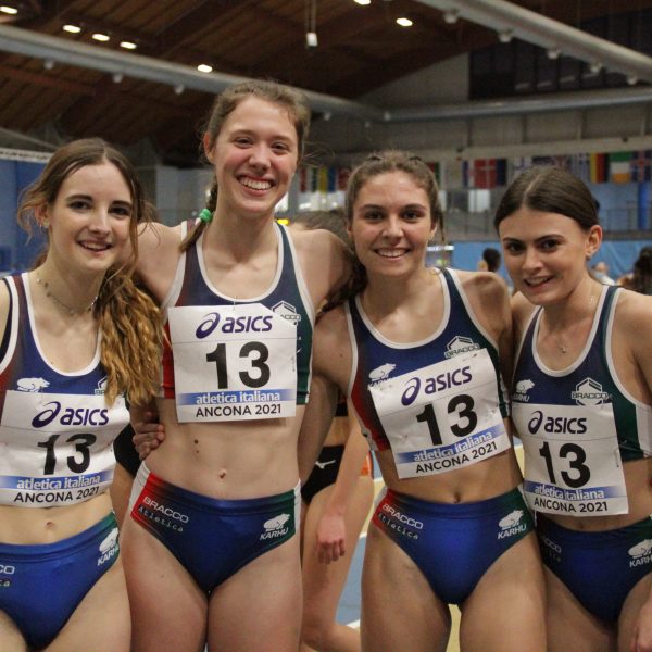 IMG 0117 600x600 - UNA 4X400 JUNIOR DA ... RECORD!