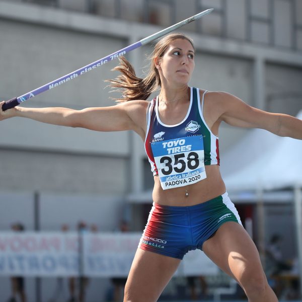 senigaglia 600x600 - LANCI: ARGENTO PER LUISA