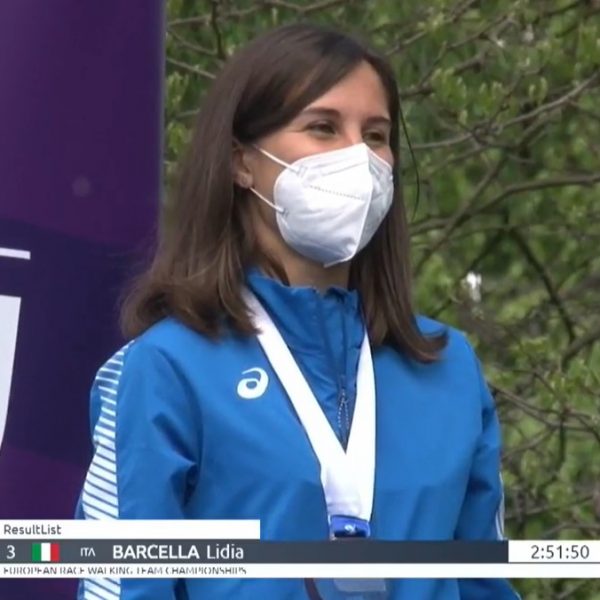 186486121 10225348050638363 3599590891913192798 n 600x600 - SPLENDIDA LIDIA!!!!
