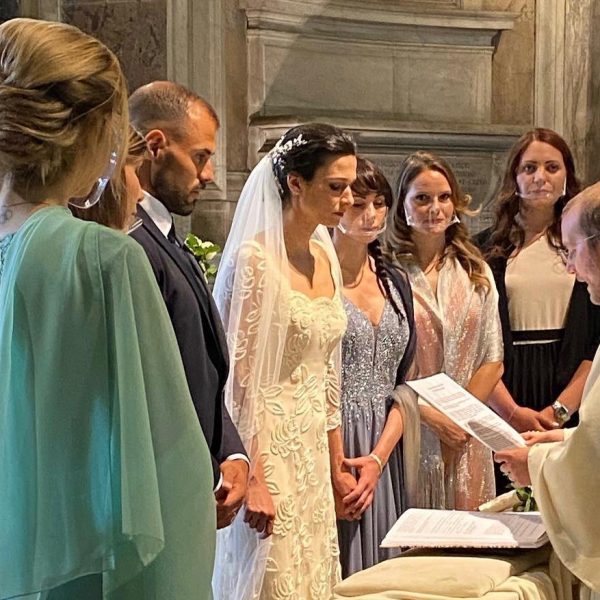 190579529 10224935031953208 7249062281245861588 n 600x600 - FLAVIA SPOSA!!!!