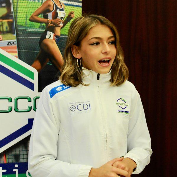 BRA 7680 600x600 - ERIKA CAPITANA DELLE UNDER 18!